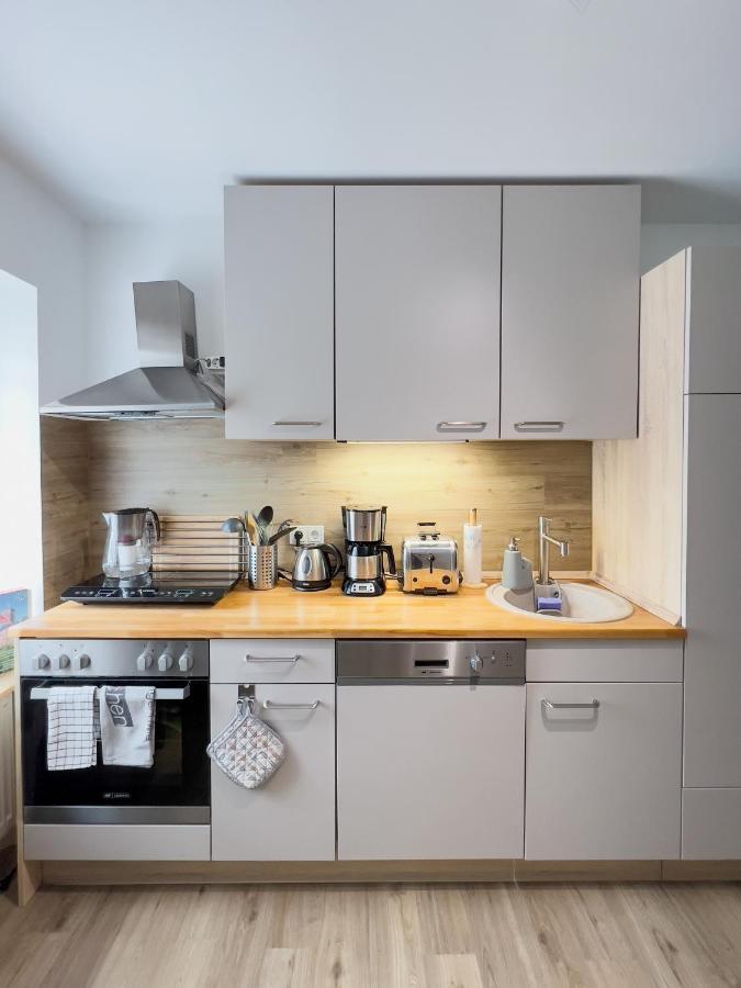 Schoene Helle & Gemuetliche Wohnung In Altstadtnaehe Ерфурт Номер фото
