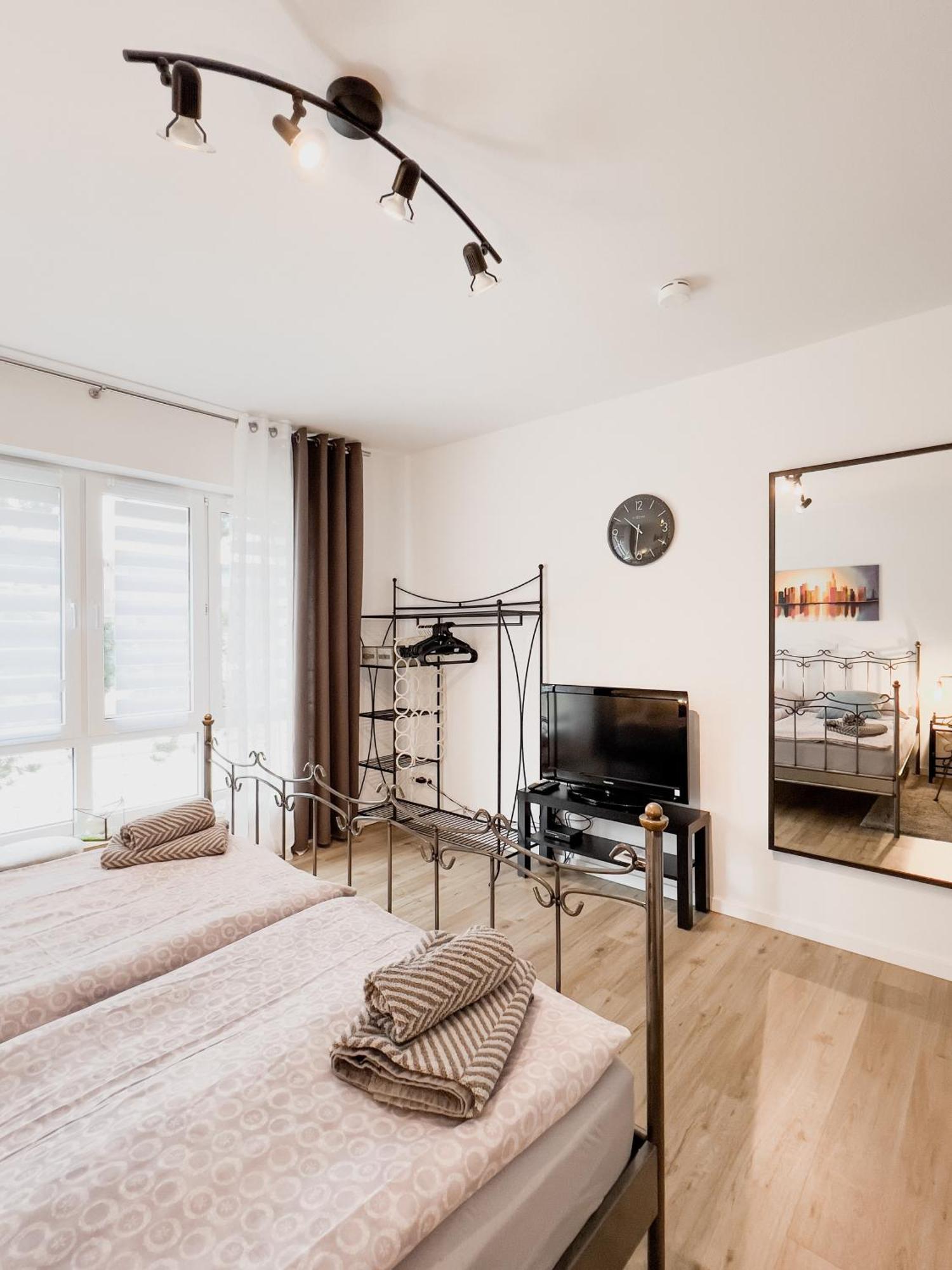 Schoene Helle & Gemuetliche Wohnung In Altstadtnaehe Ерфурт Номер фото